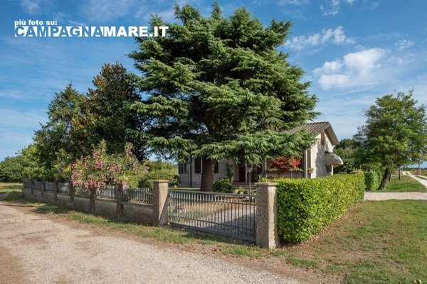 casa indipendente in vendita a Tresignana in zona Tresigallo