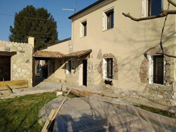 casa indipendente in vendita a Tresignana in zona Formignana