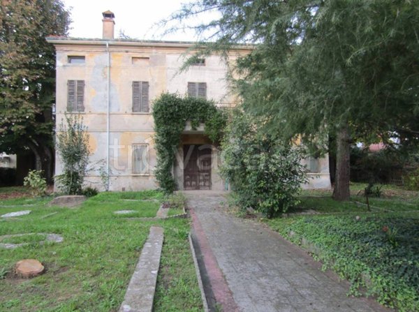 casa indipendente in vendita a Tresignana