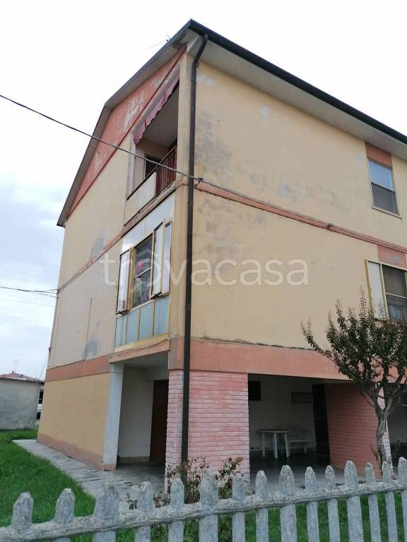 appartamento in vendita a Tresignana in zona Formignana