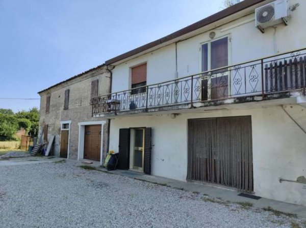 casa indipendente in vendita a Tresignana in zona Formignana