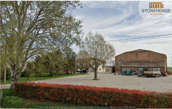 casa indipendente in vendita a Tresignana