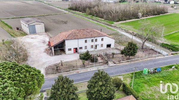 casa indipendente in vendita a Tresignana in zona Formignana