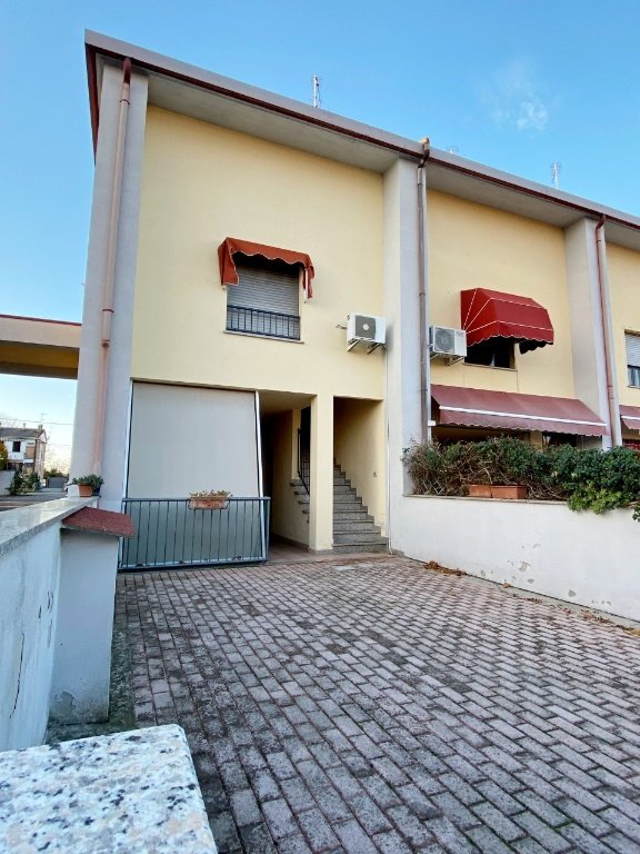 appartamento in vendita a Tresignana in zona Tresigallo