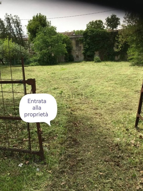 quadrivano in vendita a Tresignana