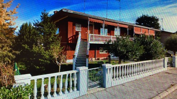 casa indipendente in vendita a Tresignana in zona Tresigallo