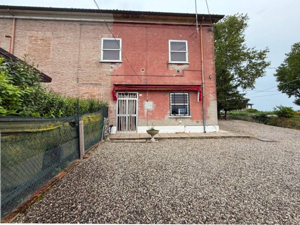 casa indipendente in vendita a Tresignana in zona Tresigallo