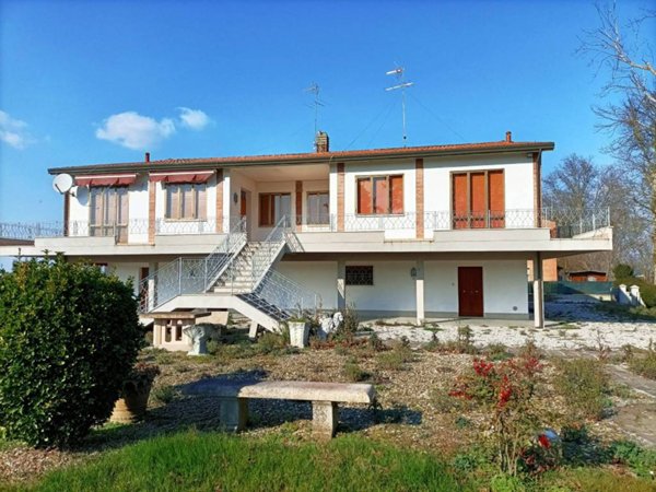 casa indipendente in vendita a Tresignana in zona Tresigallo