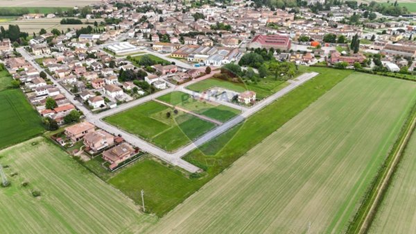 terreno agricolo in vendita a Tresignana in zona Tresigallo