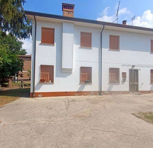 casa indipendente in vendita a Tresignana in zona Formignana