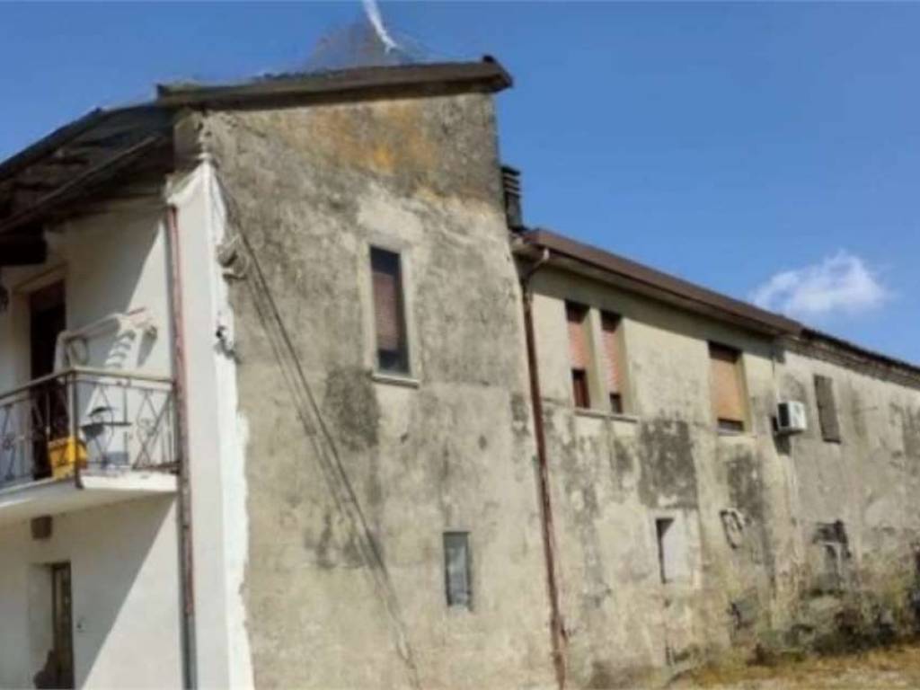 casa indipendente in vendita a Tresignana in zona Tresigallo