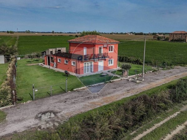 casa indipendente in vendita a Tresignana in zona Tresigallo