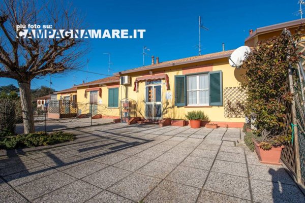 casa indipendente in vendita a Tresignana