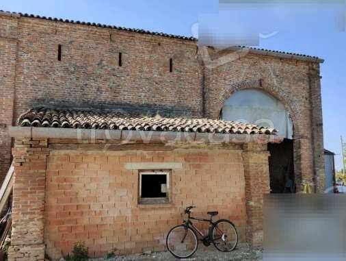 casa indipendente in vendita a Tresignana in zona Tresigallo