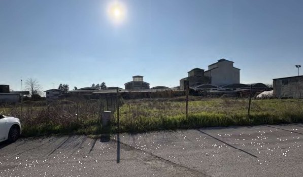 terreno edificabile in vendita a Tresignana