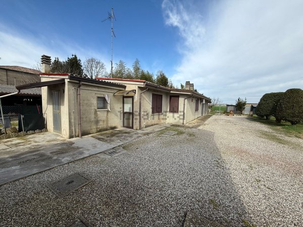casa indipendente in vendita a Tresignana in zona Tresigallo