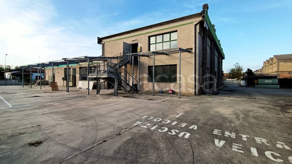 locale commerciale in vendita a Tresignana in zona Tresigallo