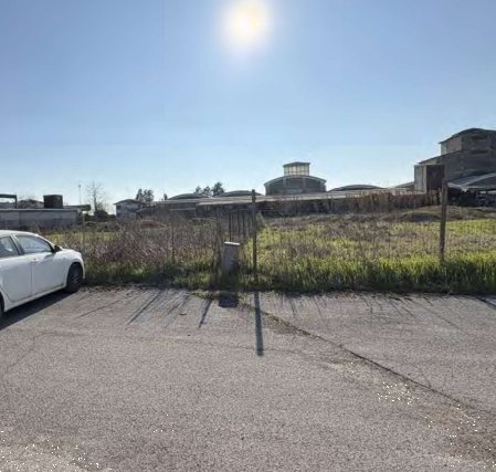 terreno edificabile in vendita a Tresignana