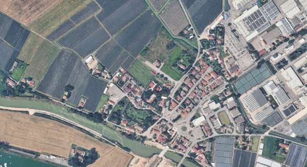 terreno edificabile in vendita a Tresignana