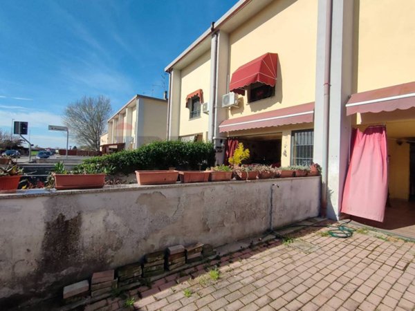 casa indipendente in vendita a Tresignana in zona Tresigallo