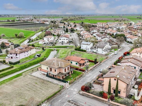 casa indipendente in vendita a Tresignana in zona Formignana