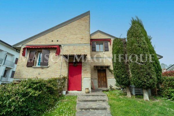 casa indipendente in vendita a Tresignana in zona Tresigallo