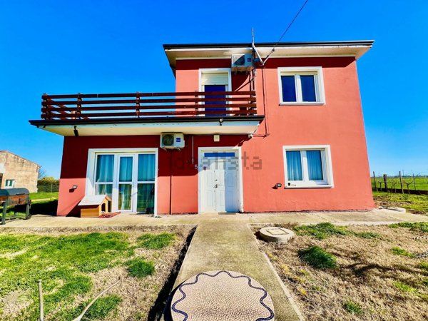 casa indipendente in vendita a Tresignana in zona Tresigallo
