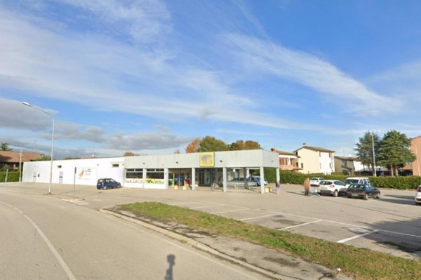 negozio in vendita a Tresignana in zona Tresigallo