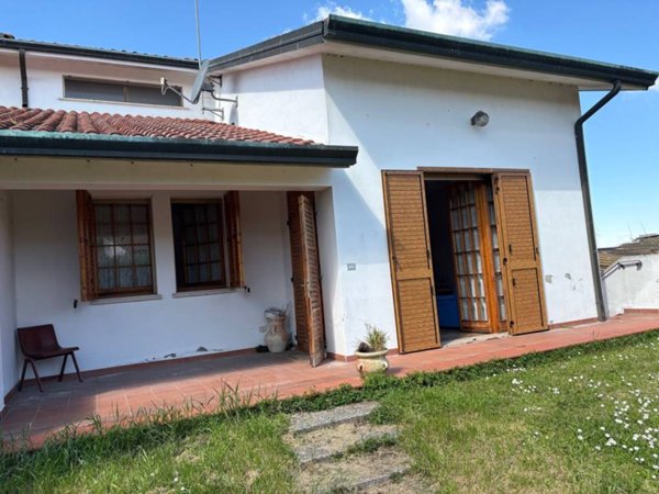 casa indipendente in vendita a Tresignana in zona Formignana