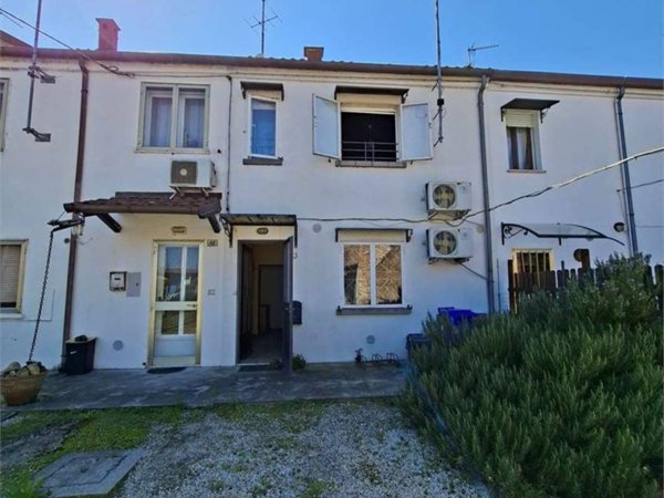 casa indipendente in vendita a Tresignana in zona Tresigallo