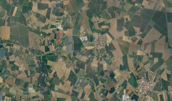 terreno edificabile in vendita a Tresignana