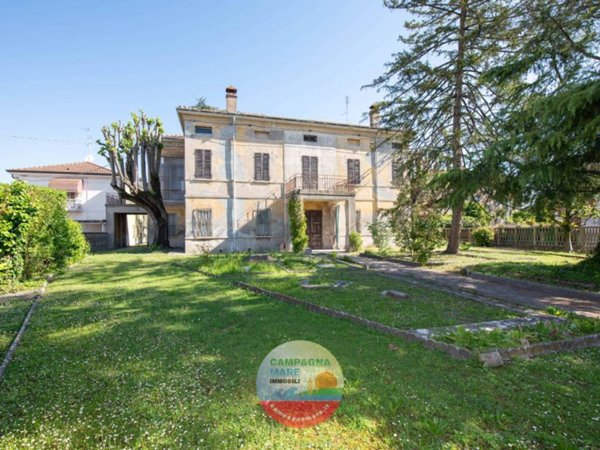 casa indipendente in vendita a Tresignana in zona Tresigallo