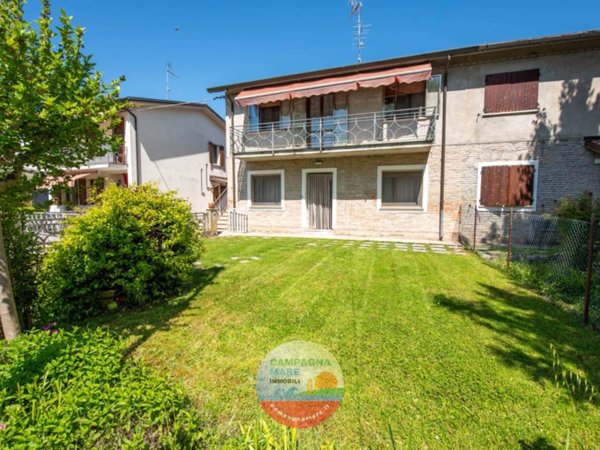 casa indipendente in vendita a Tresignana in zona Tresigallo