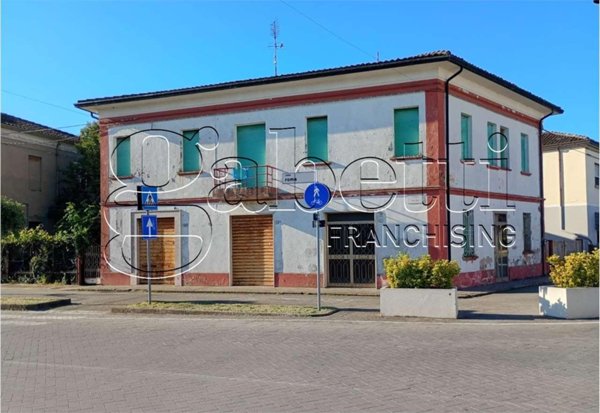 casa indipendente in vendita a Tresignana in zona Tresigallo