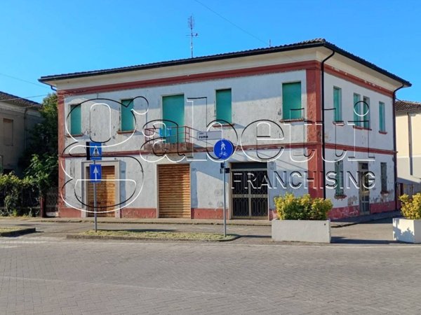 casa indipendente in vendita a Tresignana in zona Tresigallo