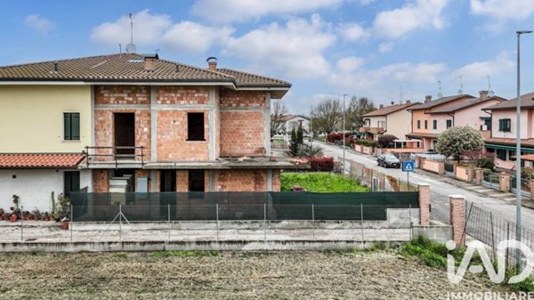 casa indipendente in vendita a Tresignana in zona Formignana