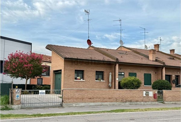 casa indipendente in vendita a Tresignana in zona Tresigallo