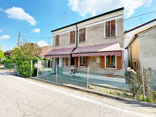 casa indipendente in vendita a Tresignana in zona Tresigallo
