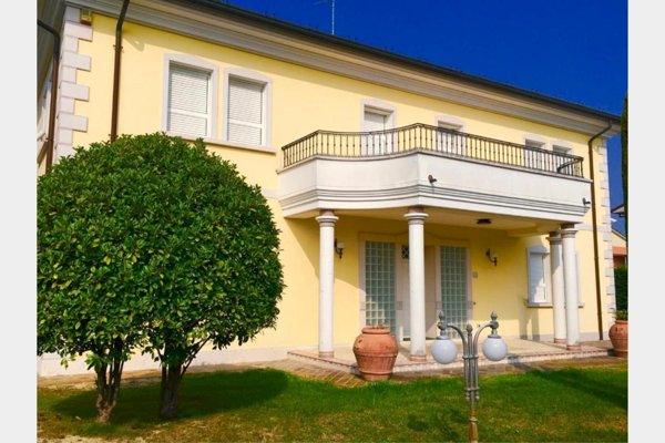 casa indipendente in vendita ad Alfonsine