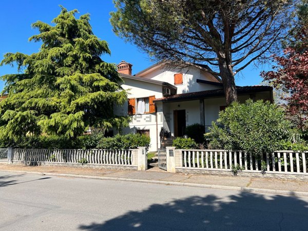 casa indipendente in vendita ad Alfonsine