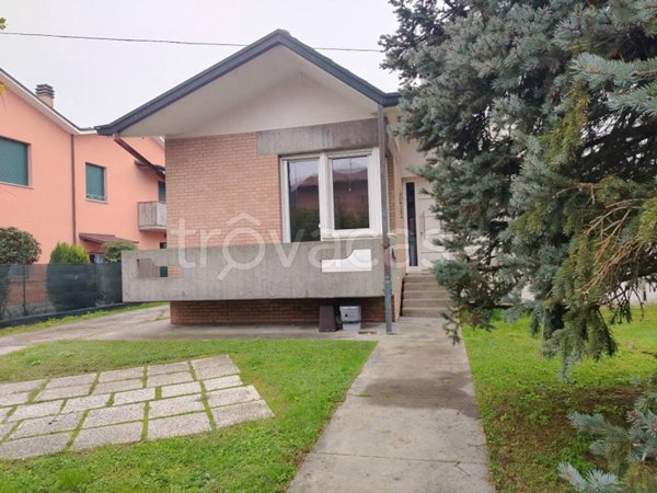 casa indipendente in vendita ad Alfonsine