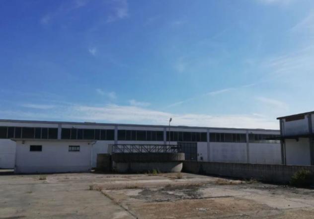 locale commerciale in vendita ad Alfonsine
