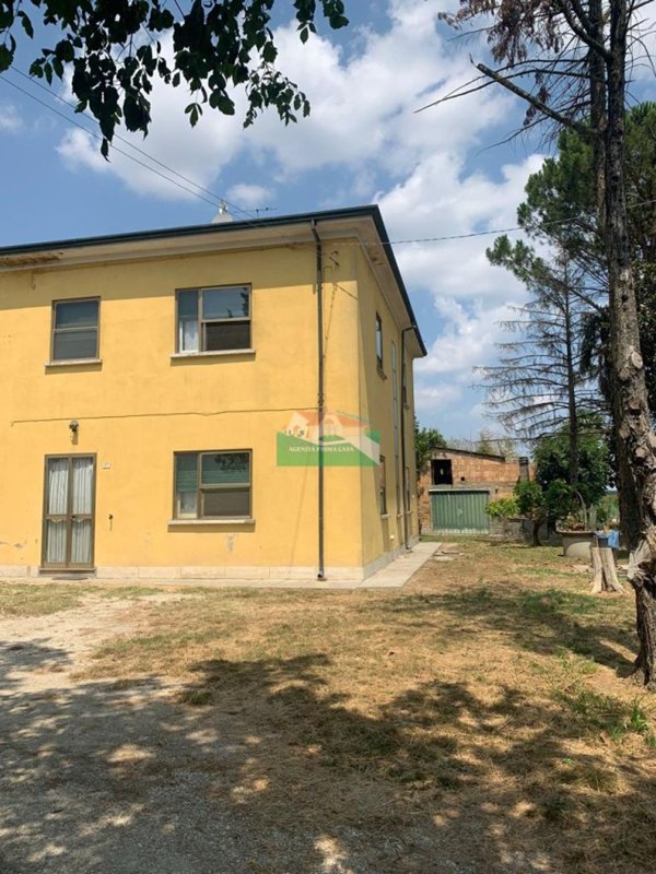 casa indipendente in vendita ad Alfonsine in zona Taglio Corelli