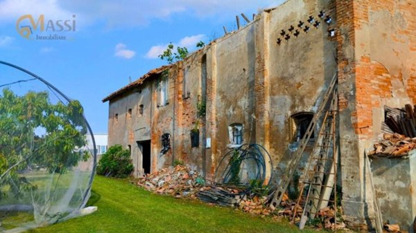 rudere in vendita ad Alfonsine in zona Filo