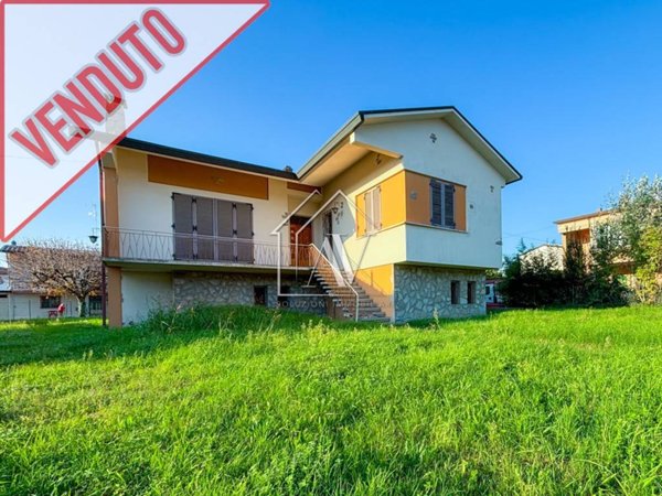 casa indipendente in vendita ad Alfonsine