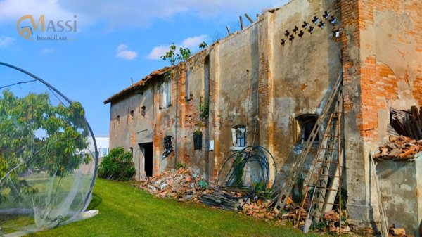 casale in vendita ad Alfonsine in zona Filo