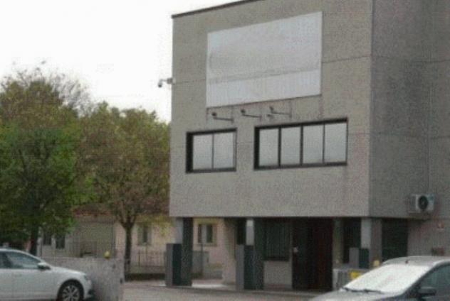 locale commerciale in vendita ad Alfonsine