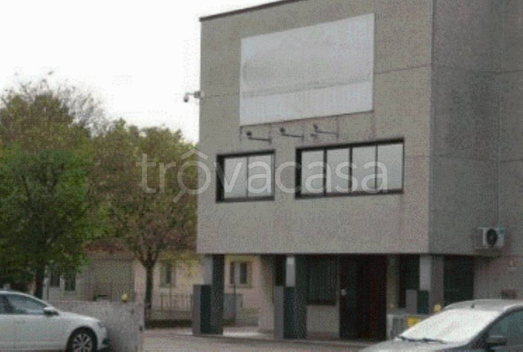 locale commerciale in vendita ad Alfonsine