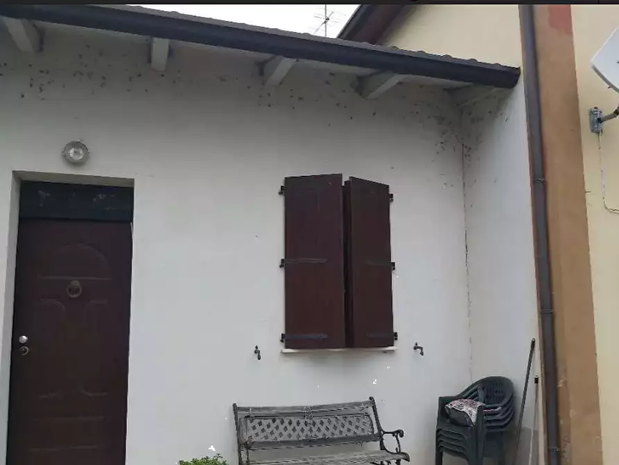 appartamento in vendita ad Alfonsine in zona Longastrino