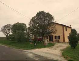 appartamento in vendita ad Alfonsine in zona Longastrino